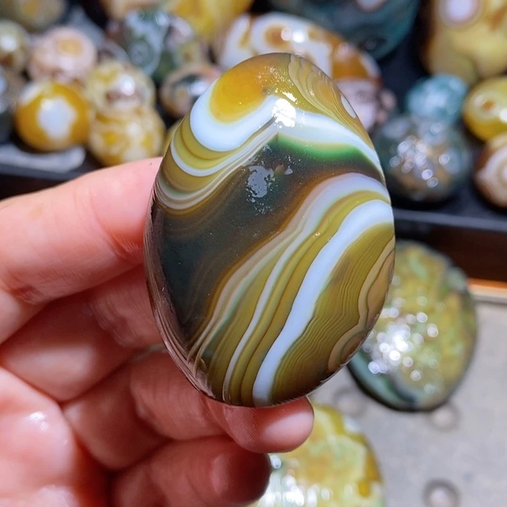 未镶嵌玛瑙/玉髓珠宝半成品133