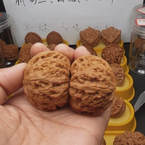 把件文玩核桃罡把件文玩核桃