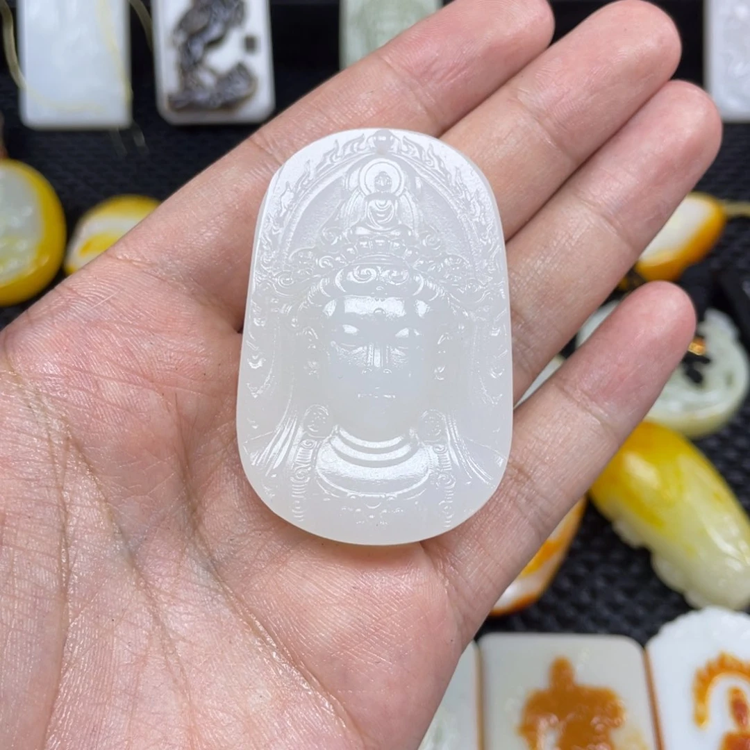 颈饰未镶嵌和田玉