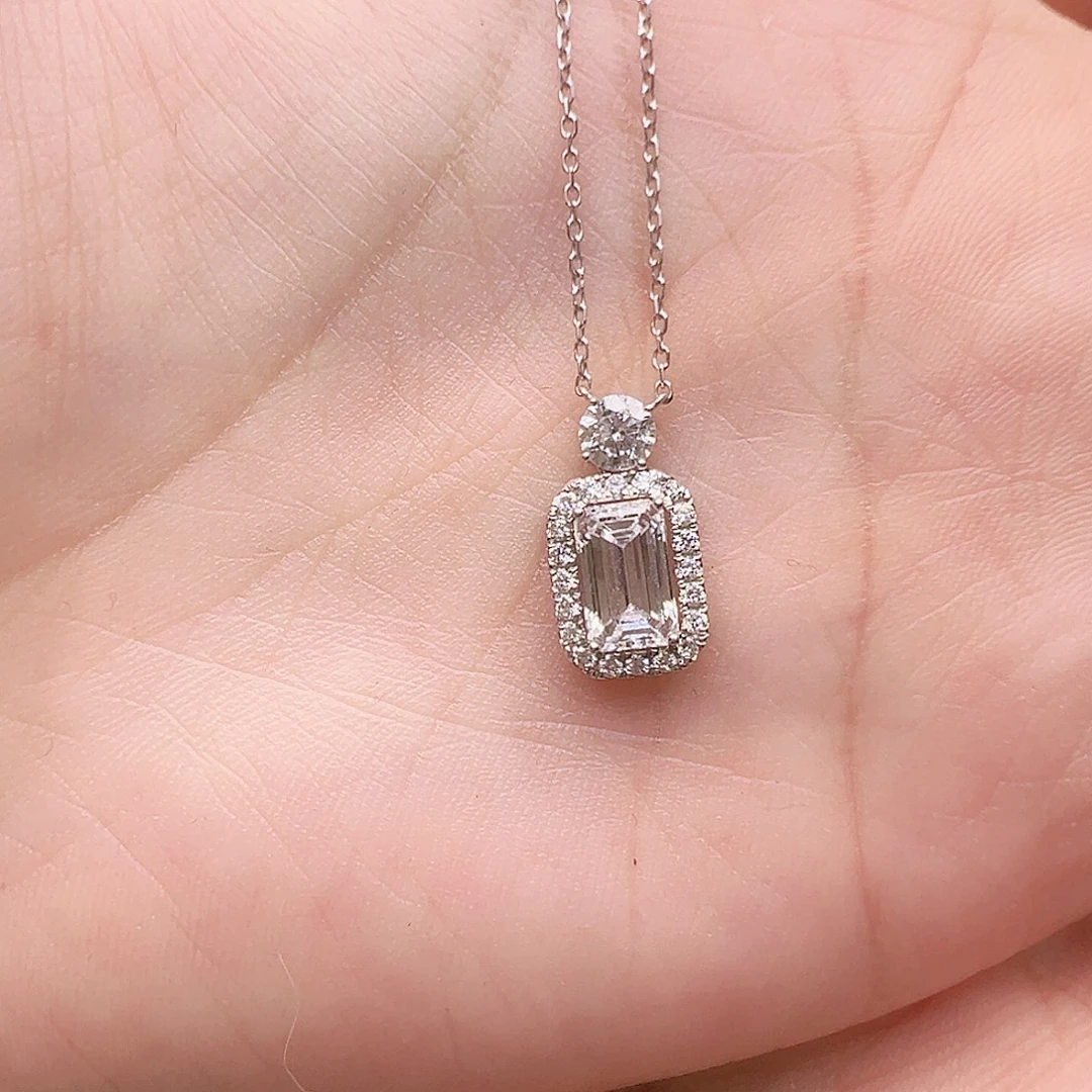 项链18K金镶嵌实验室培育钻石1.1ct K白祖母切香水瓶项链45cm