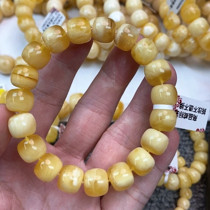 琥珀未镶嵌珠宝奇石7