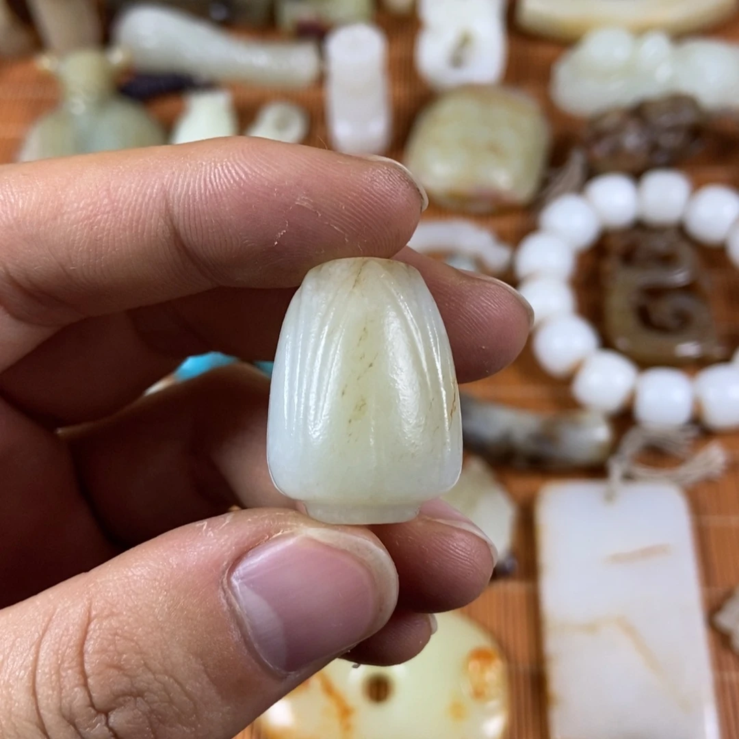 和田玉和田玉未镶嵌c****n