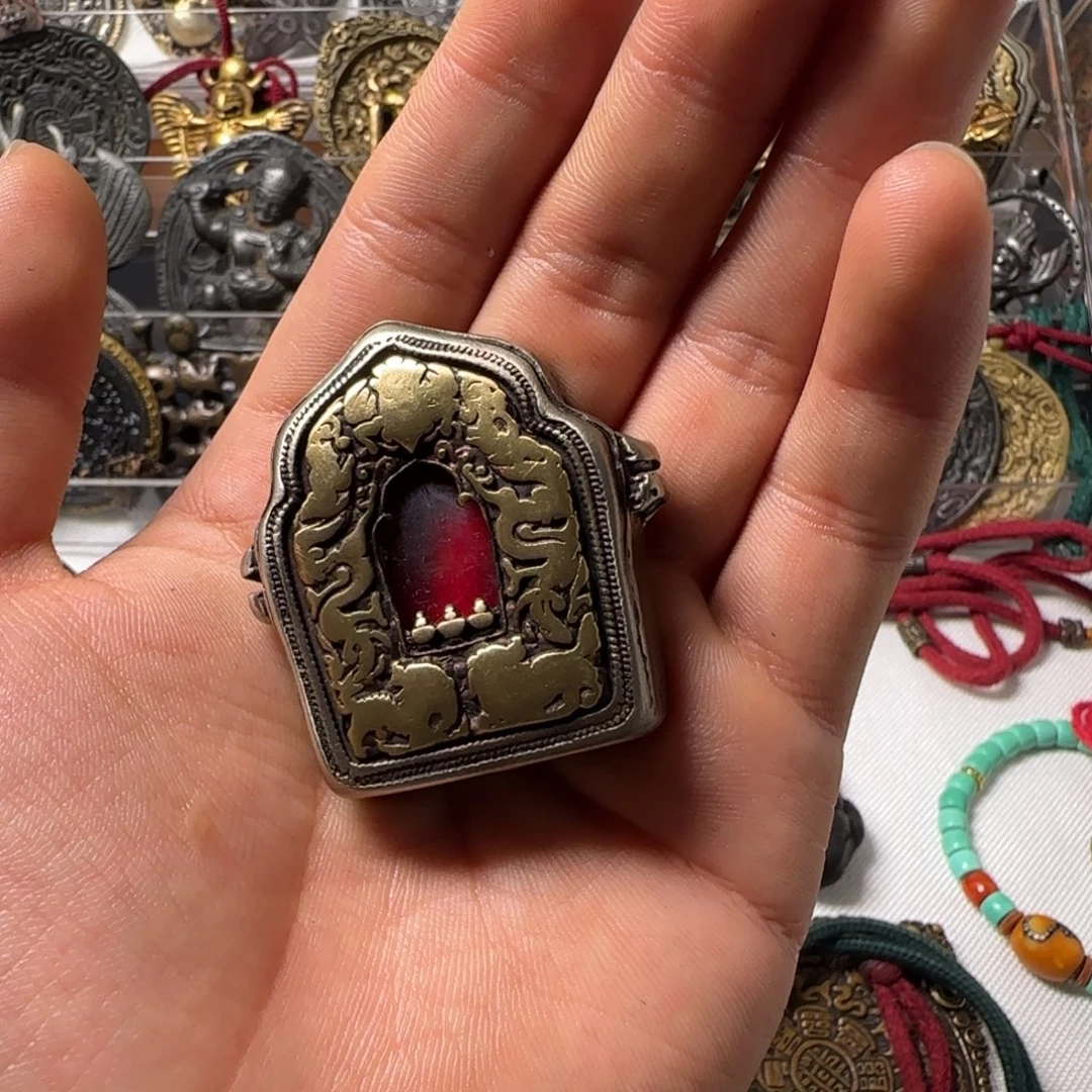 2***9玻璃颈饰啊啊啊啊啊啊