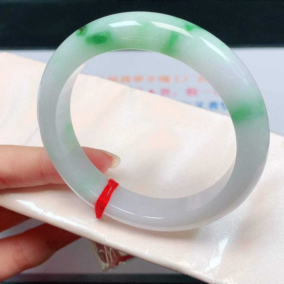 翡翠未镶嵌手镯1705