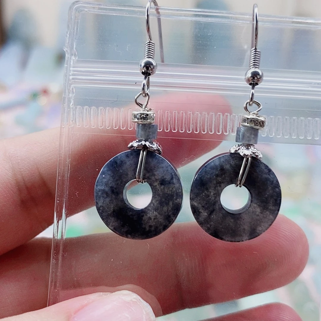 颈饰未镶嵌翡翠天然