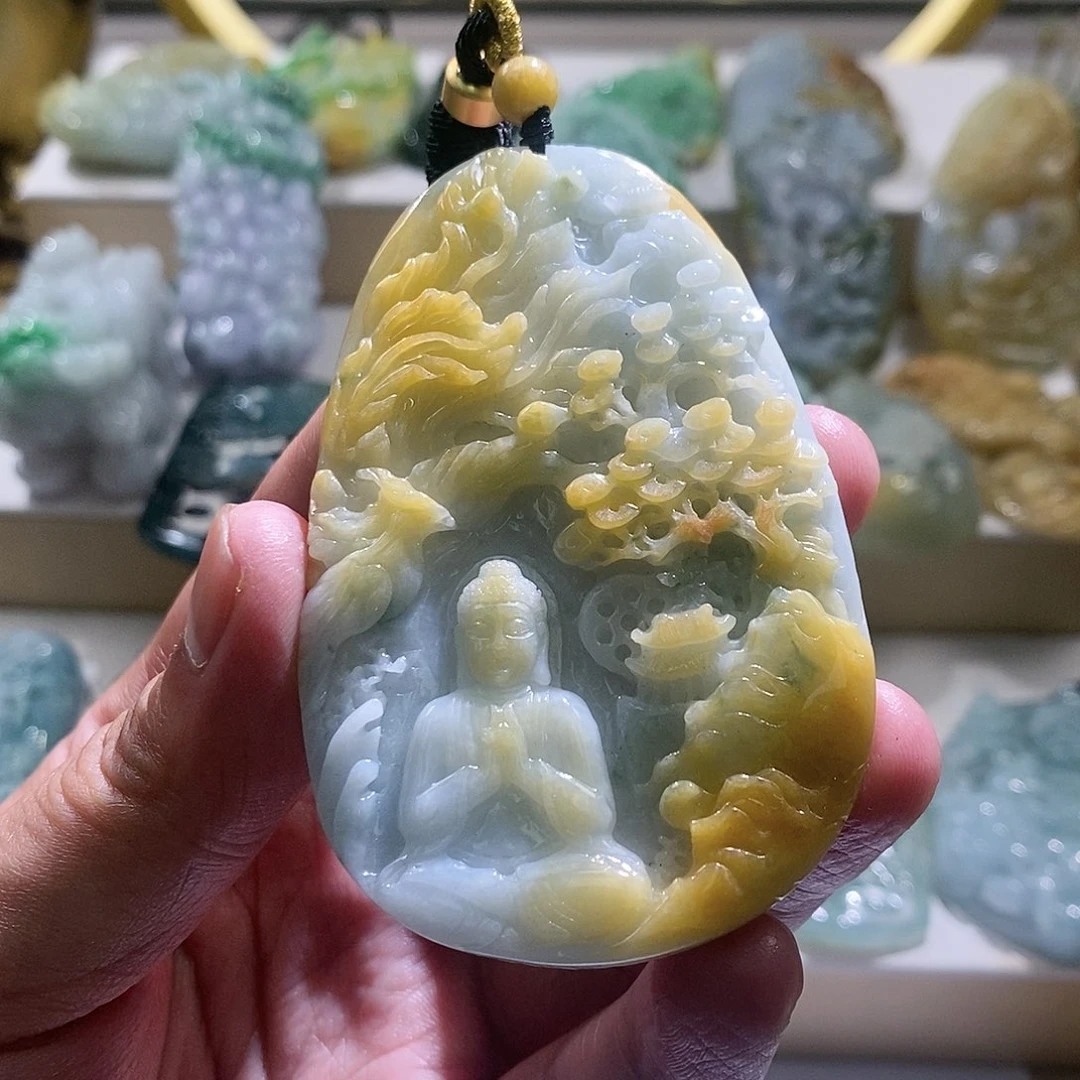 【闪购商品】翡翠颈饰未镶嵌大日