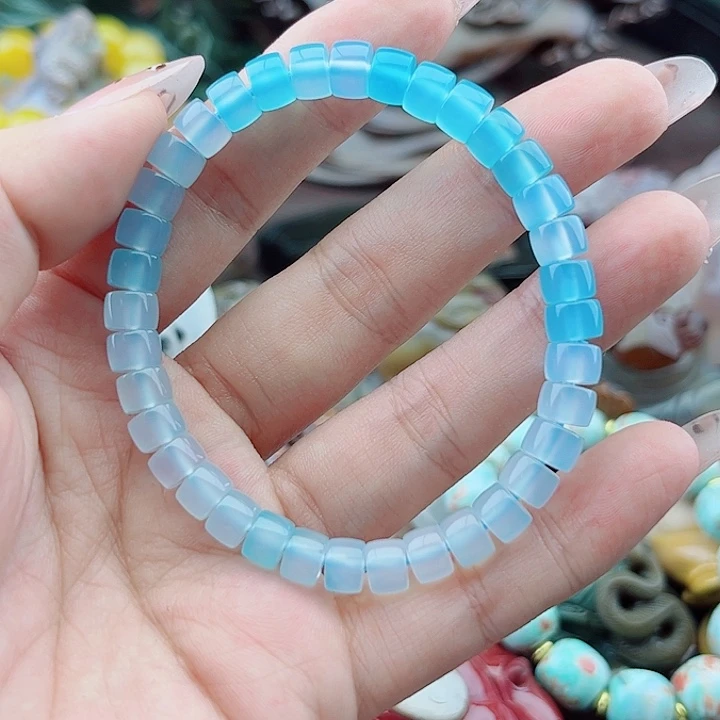 米***姑手饰玛瑙未镶嵌吊坠