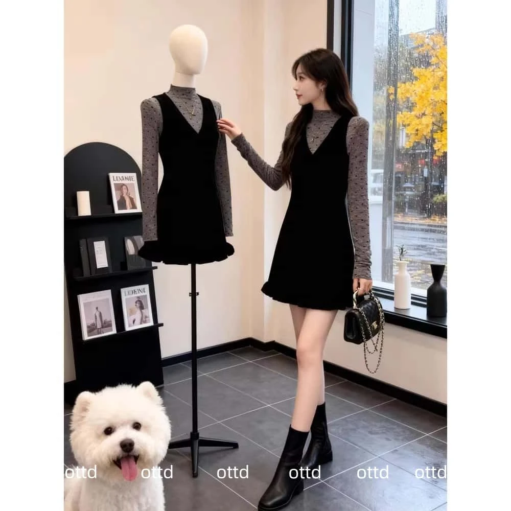 冬季炸街一整套女装2025新款波点长袖打底衫高级感修身背心连衣裙