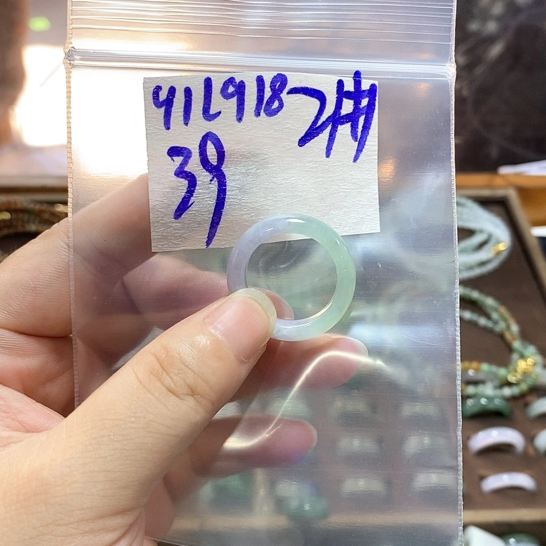 未镶嵌定制翡翠闪*