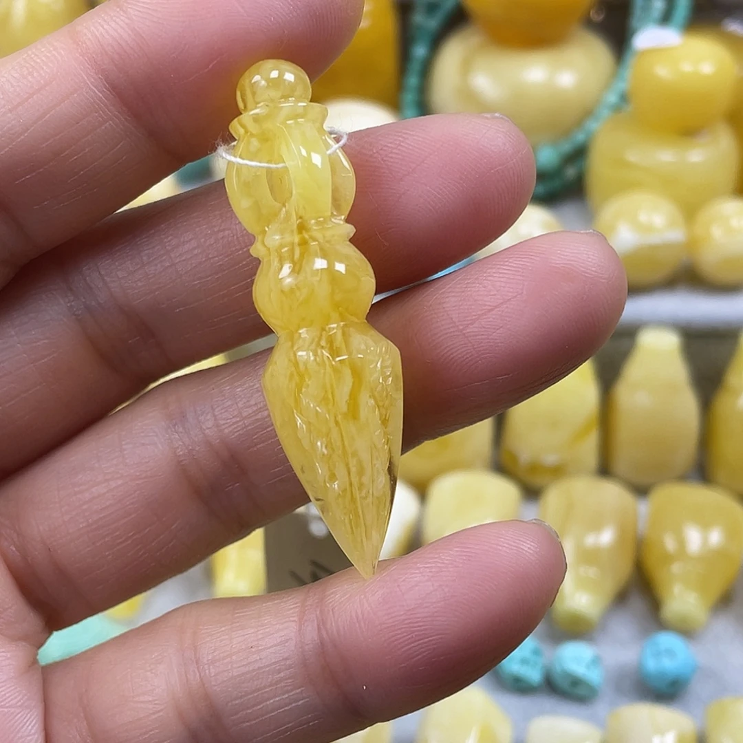 蕾***西蜜蜡未镶嵌裸石9号