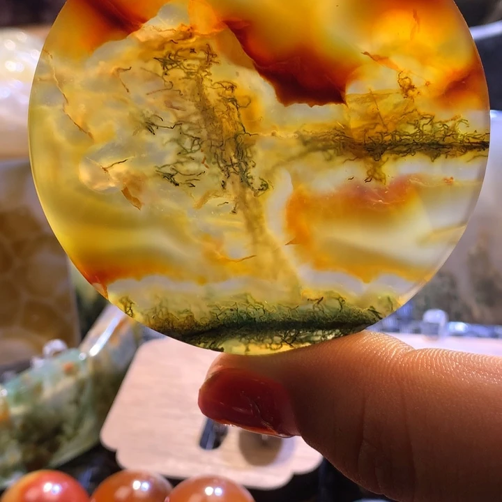 王***6玛瑙/玉髓未镶嵌颈饰