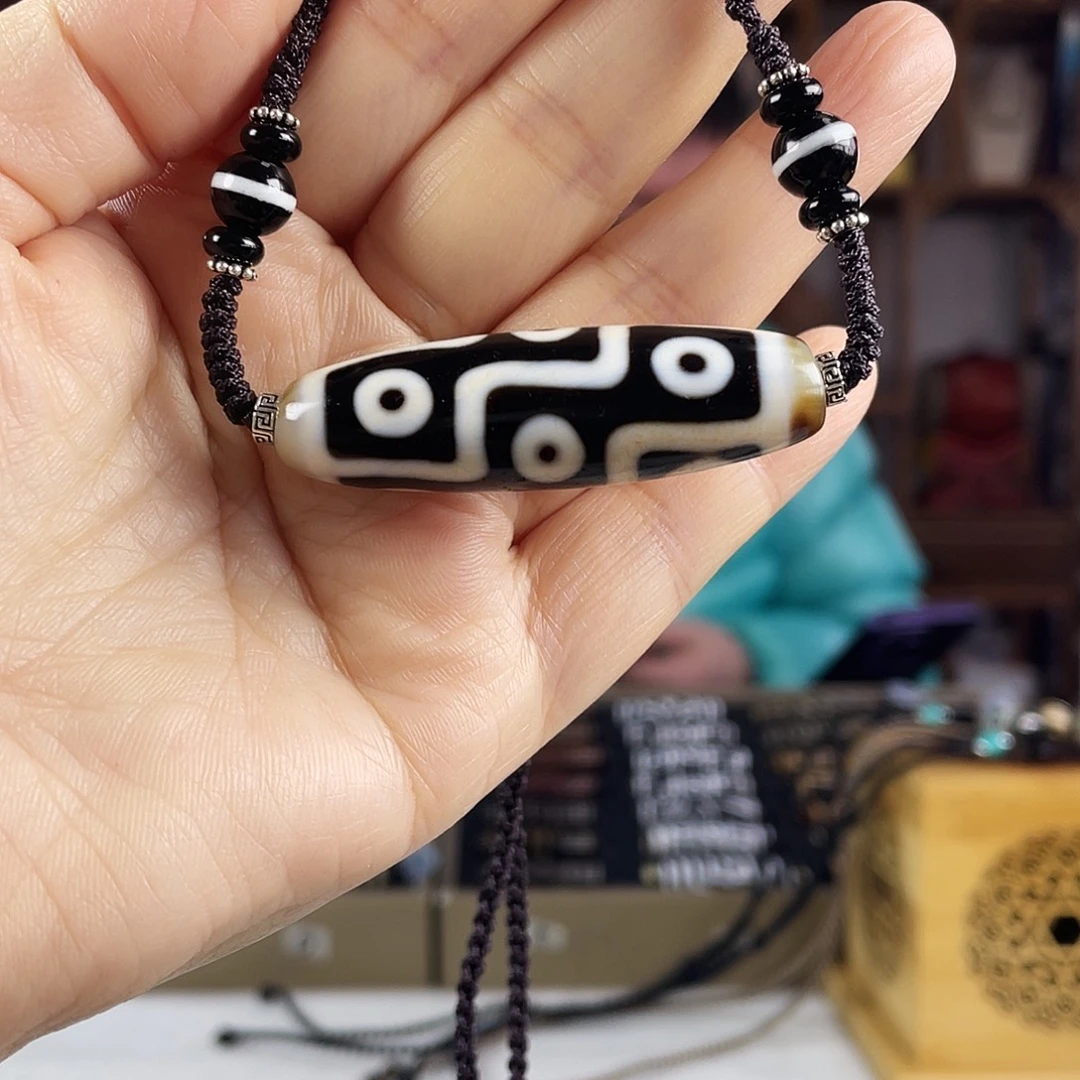 玛瑙/玉髓合金颈饰行运