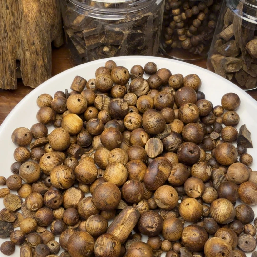 沉香沉香碎屑乌身原叶珠子料10g