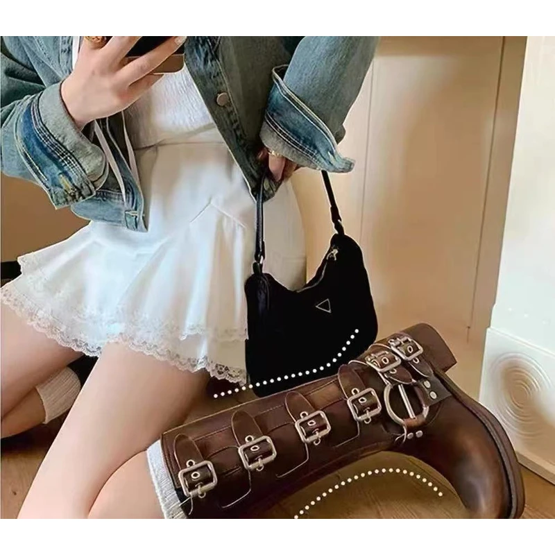 粗扣长筒靴女新款机车其实靴西部牛仔靴