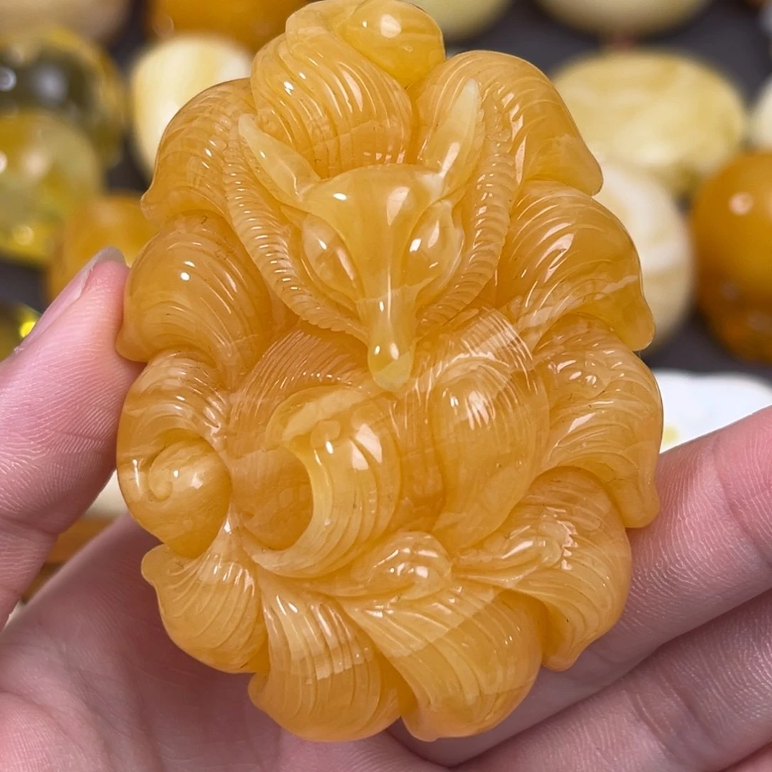 未镶嵌蜜蜡珠宝奇石九尾狐