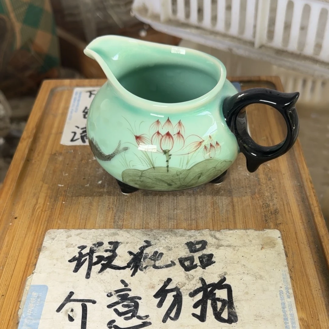 瑕疵介意勿拍陶瓷器皿D299