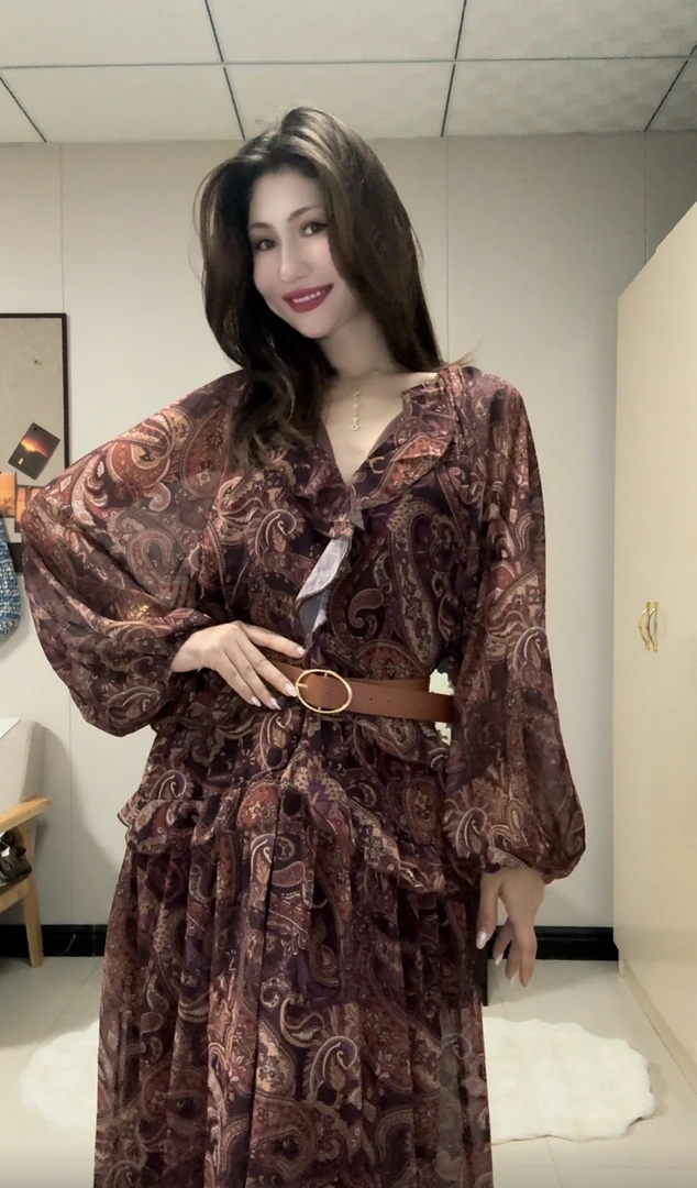 圆领灯笼袖高腰连衣裙中长款极简风MJ9126