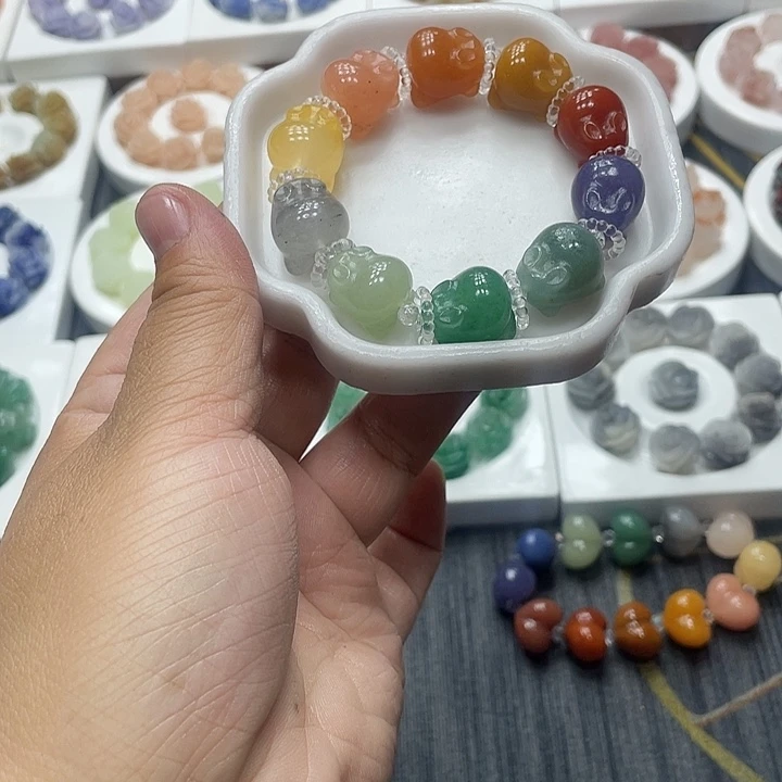 石英质玉（非洲翠）合金手串