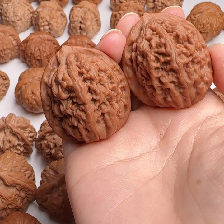 桃核吊坠凤凰台子