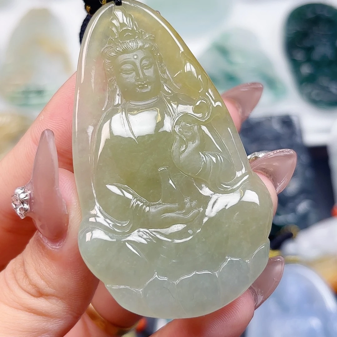 翡翠未镶嵌颈饰素衣