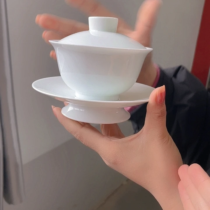 瓷片我想去电影院看看去