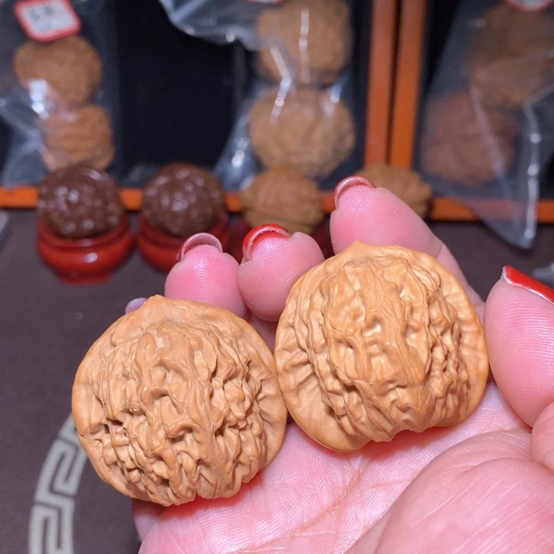 文玩核桃把件龙脉