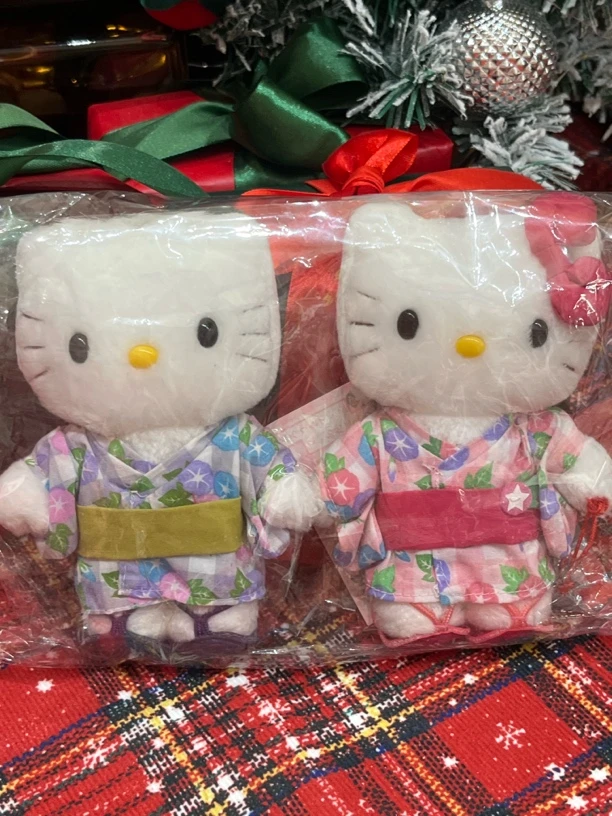 LY专拍和服情侣kitty公仔