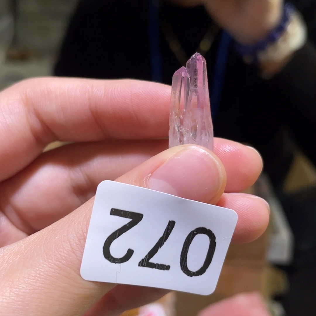 未镶嵌水晶珠宝半成品