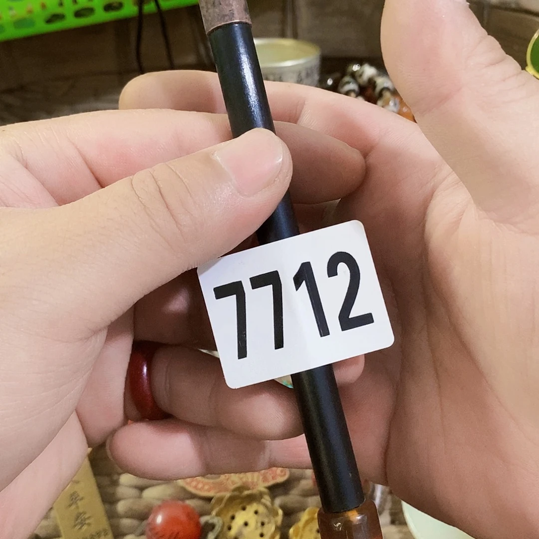 冰***儿光明的未来是一个7712