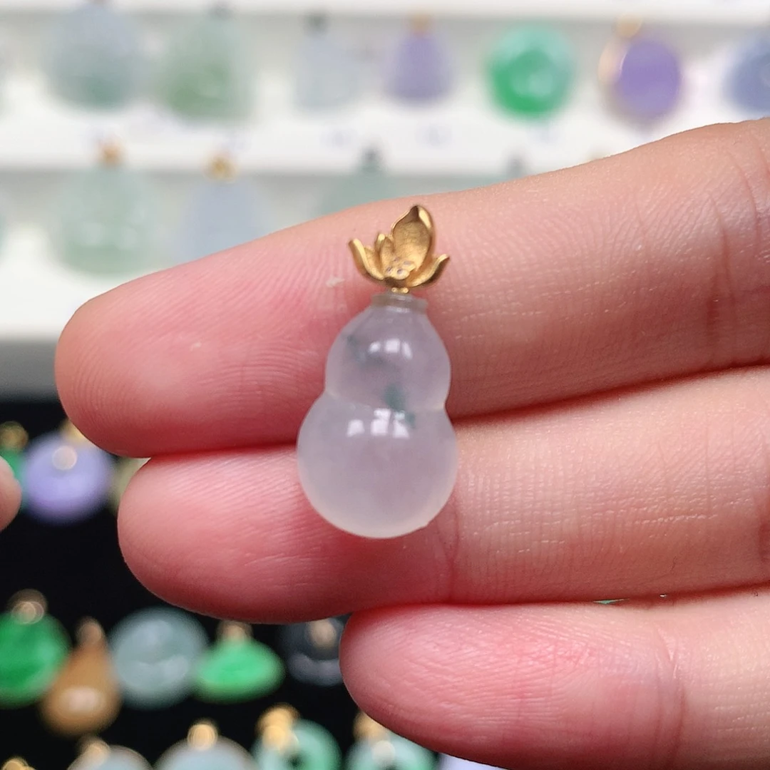 颈饰18K金镶嵌翡翠翡翠吊坠