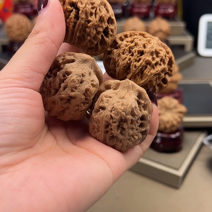 文玩核桃把件将军膀➕盘龙纹g-009