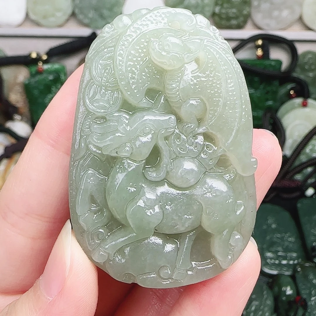 和田玉未镶嵌颈饰