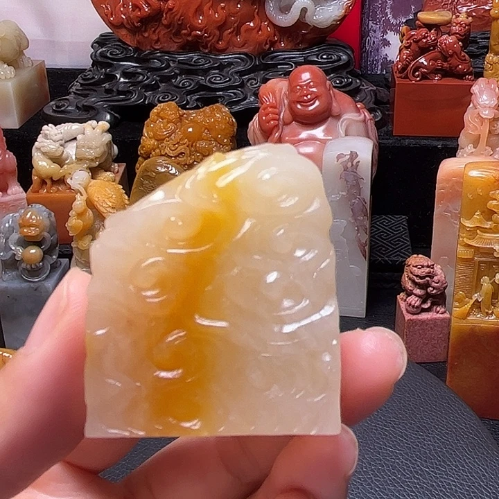 一***呀老挝石精品寿山石芙蓉老挝印章