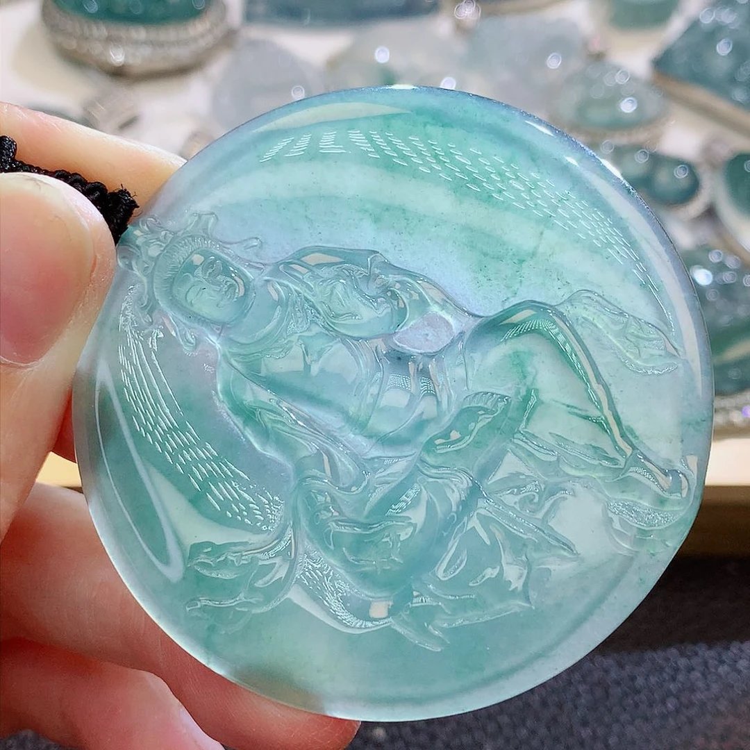 翡翠未镶嵌颈饰翡翠