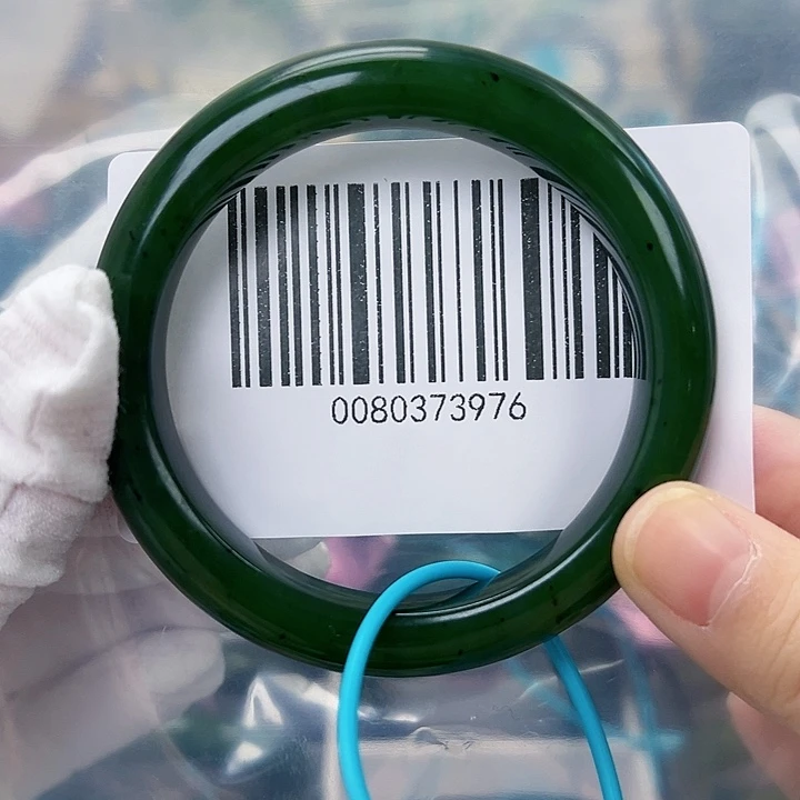 和田玉未镶嵌手镯微瑕58