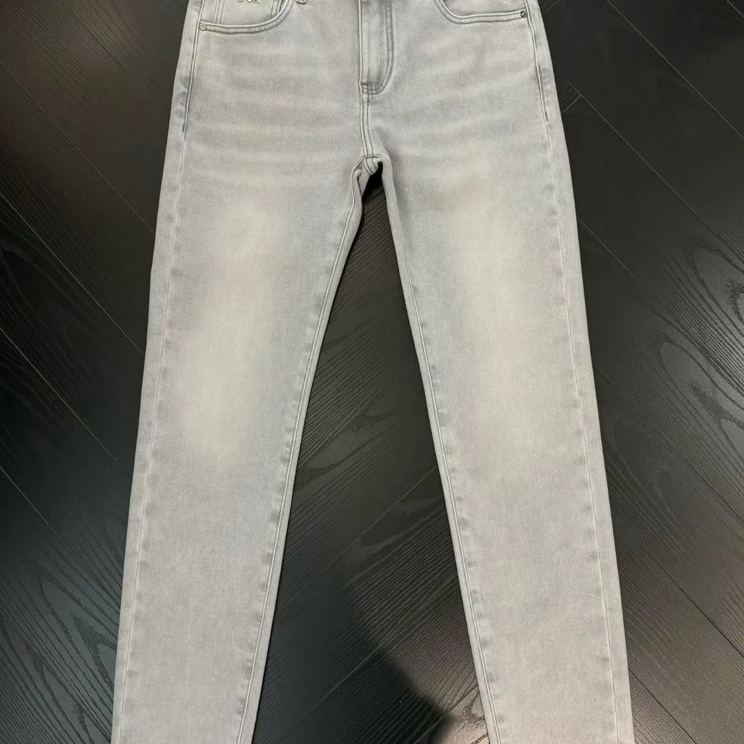 2025秋冬磨毛浅灰轻奢男牛仔裤子百搭休闲修身水洗小直筒