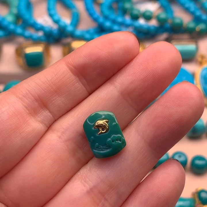 绿松石18K金镶嵌湖北天然原矿绿松石