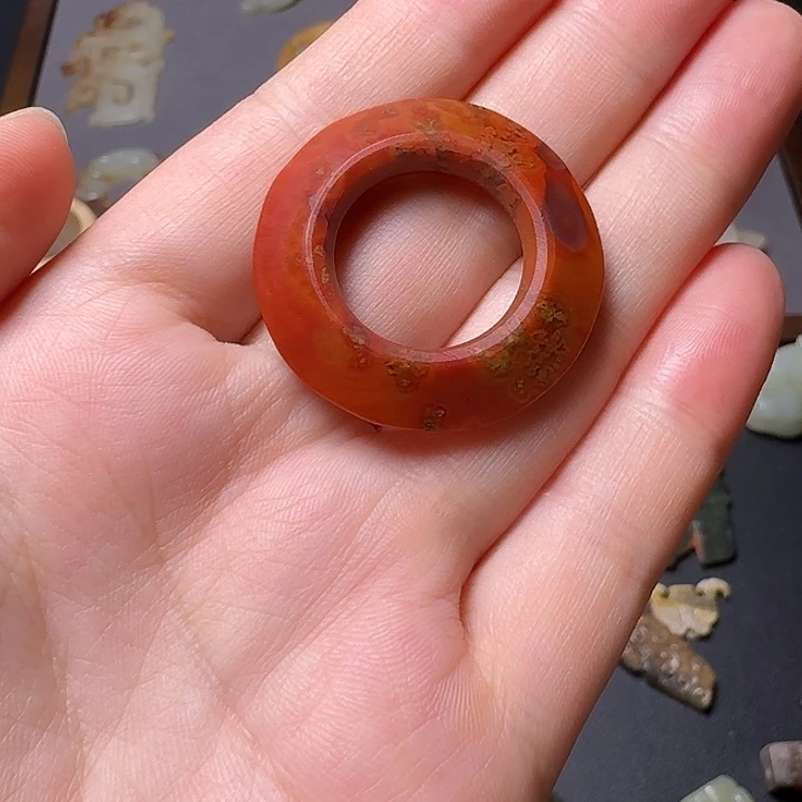 半***术和田玉（糖玉）未镶嵌挂件