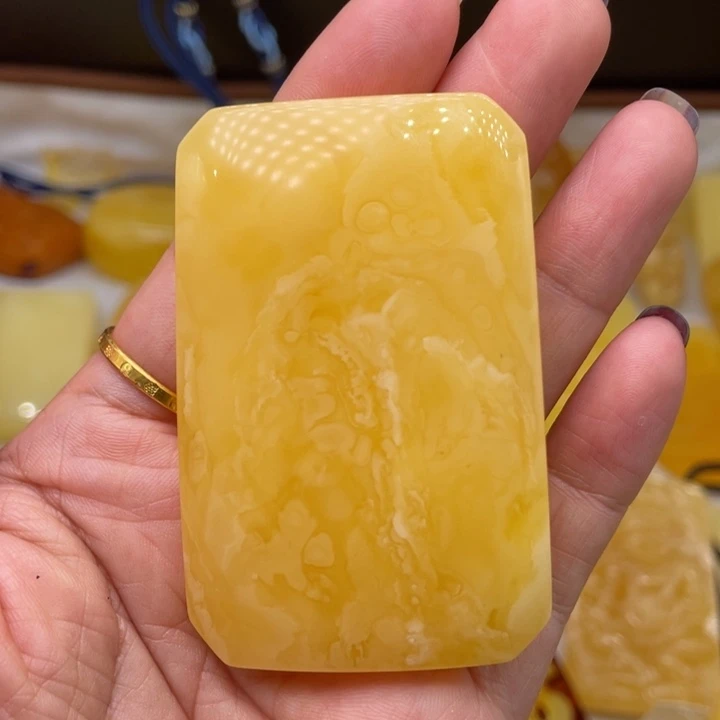 琥珀吊坠(不含链)未镶嵌