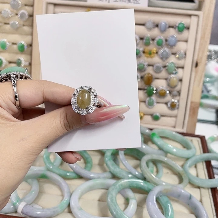 翡翠未镶嵌颈饰天然翡翠Ａ货