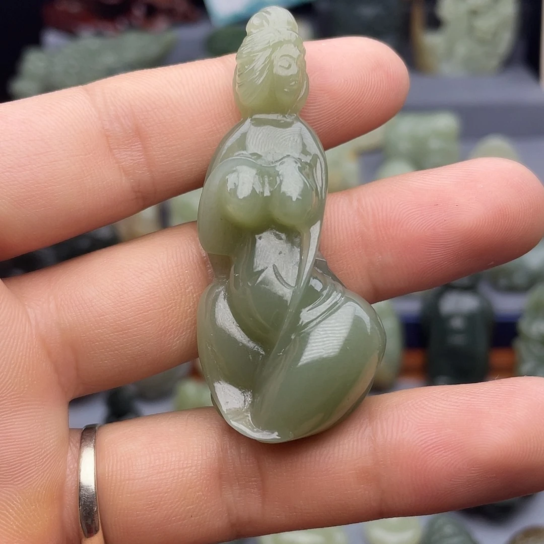 未镶嵌和田玉把件