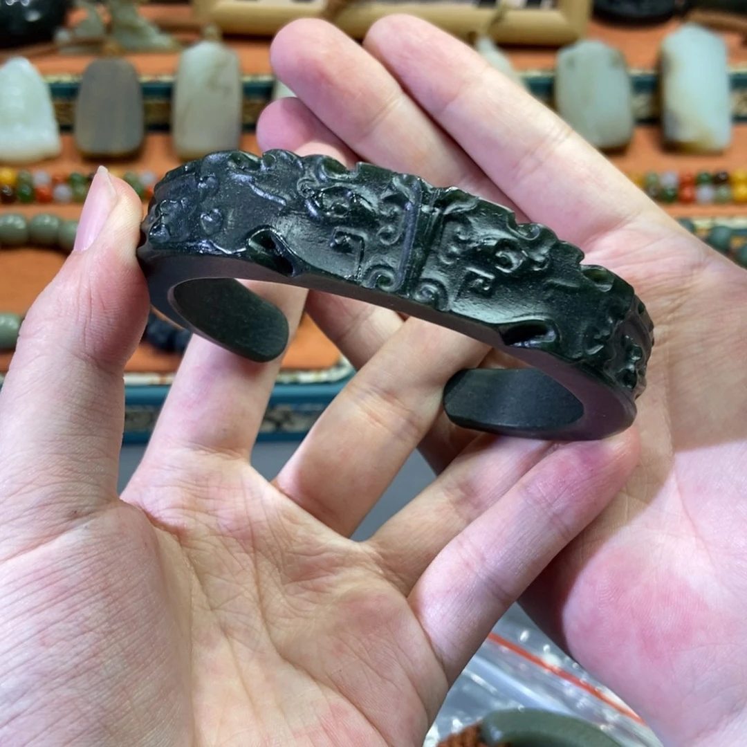 和田玉颈饰未镶嵌瞹**悔