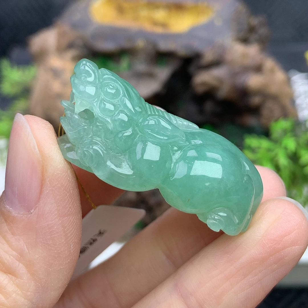 天然缅甸A货翡翠满绿貔貅吊坠，尺寸33.6-18.4-14.4mm