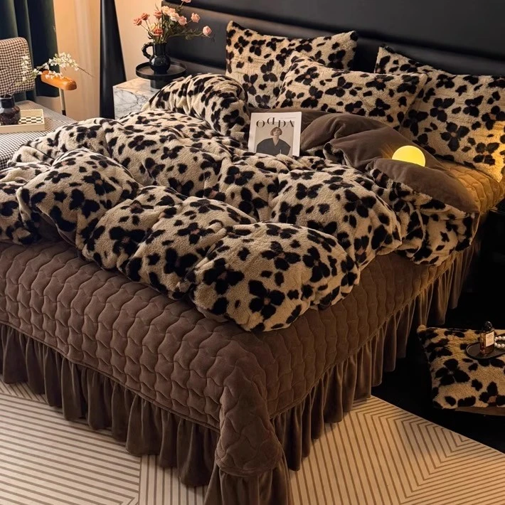 美拉德豹纹牛奶绒床盖四件套秋冬季加厚珊瑚绒床单被套2025新款