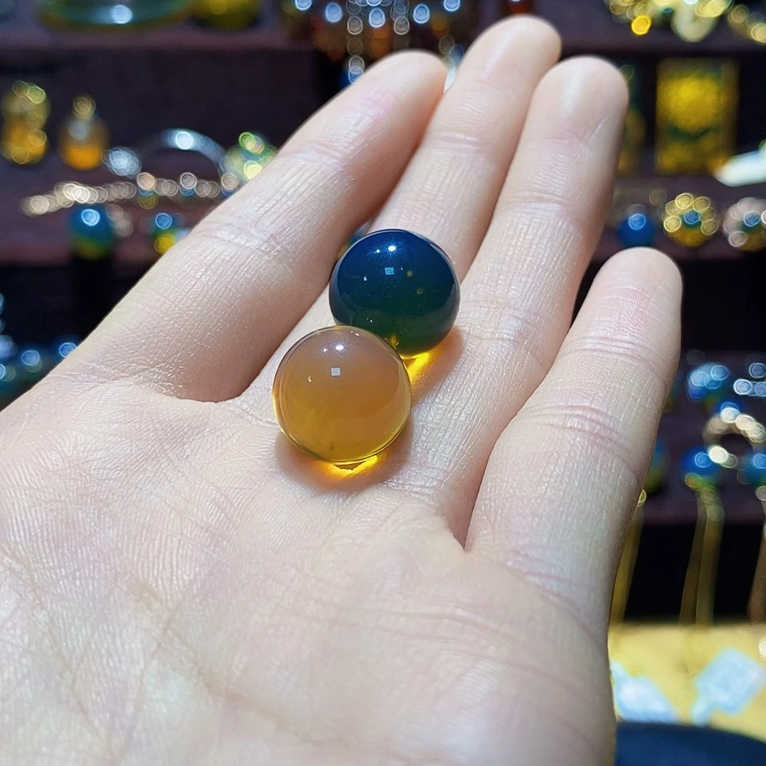 虫***二未镶嵌蓝珀裸石2颗13mm高蓝净水裸珠