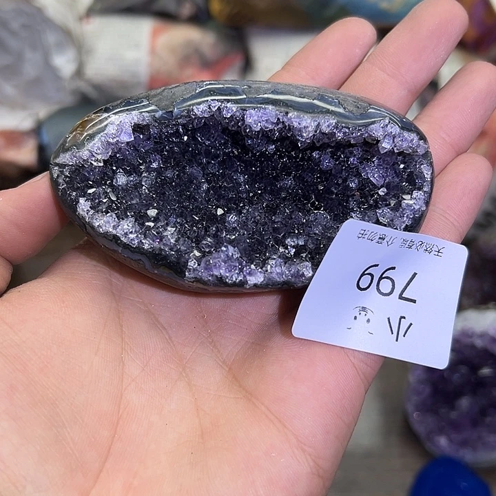 未镶嵌水晶大型摆件（非配饰）