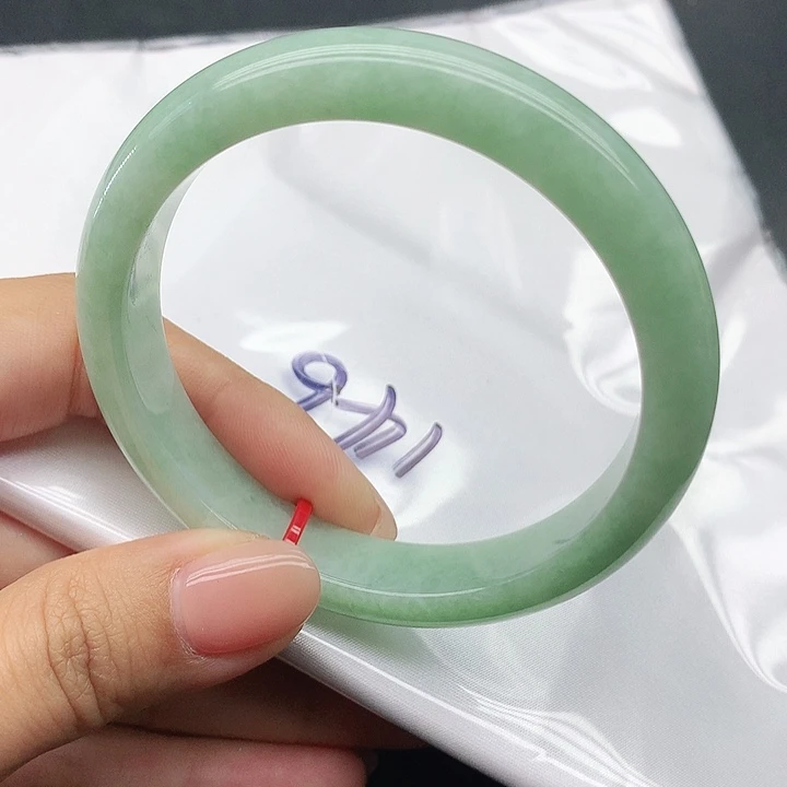 未镶嵌手镯翡翠146