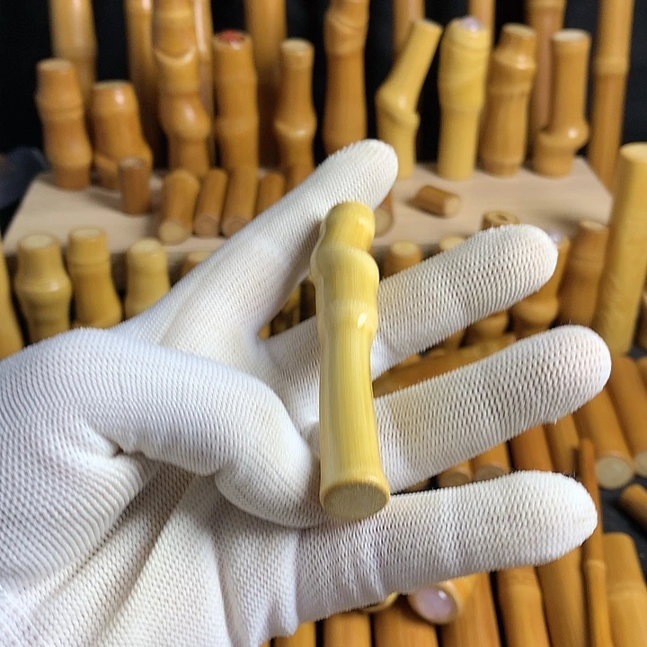 【闪购商品】三**两实心玉竹黄皮细狗