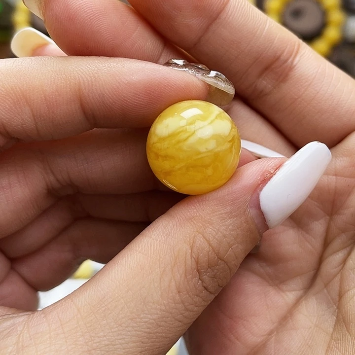 琥珀裸石未镶嵌单珠尺寸18mm带粉点