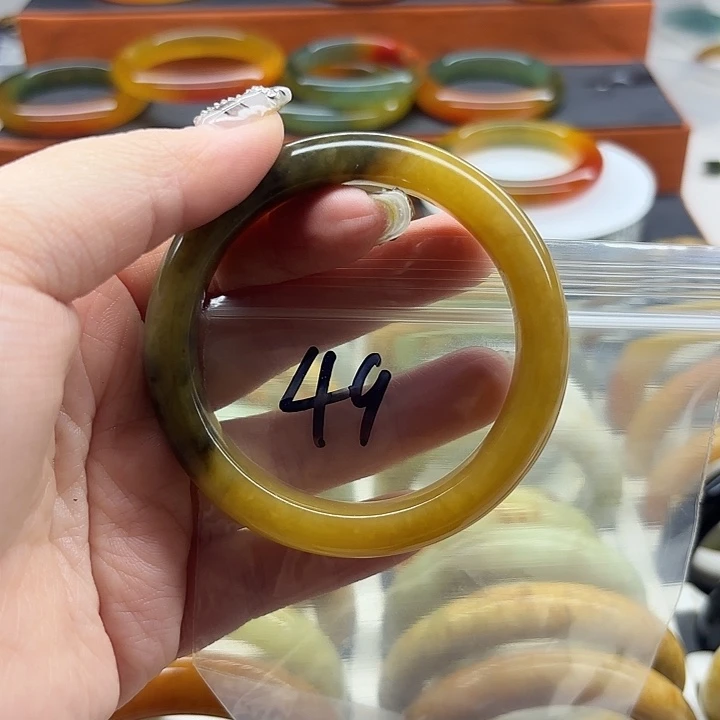 发***财蛇纹石玉未镶嵌手镯（圆镯）